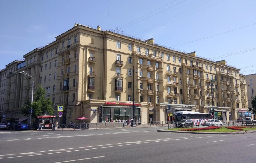 фасад дома, здание по адресу г Санкт-Петербург, Московский пр-кт, д 216